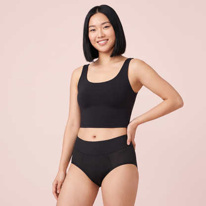 Leak-Proof Period Briefs in Black